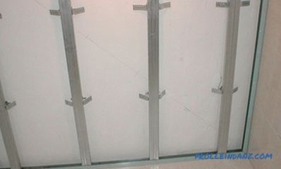 Plastik paneller tavana veya duvara doğru ve hatasız olarak nasıl sabitlenir