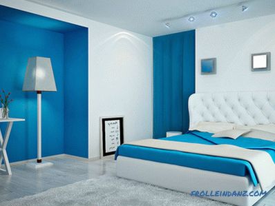Yatak odasının iç kısmındaki mavi renk - 50 örnek ve tasarım kuralları